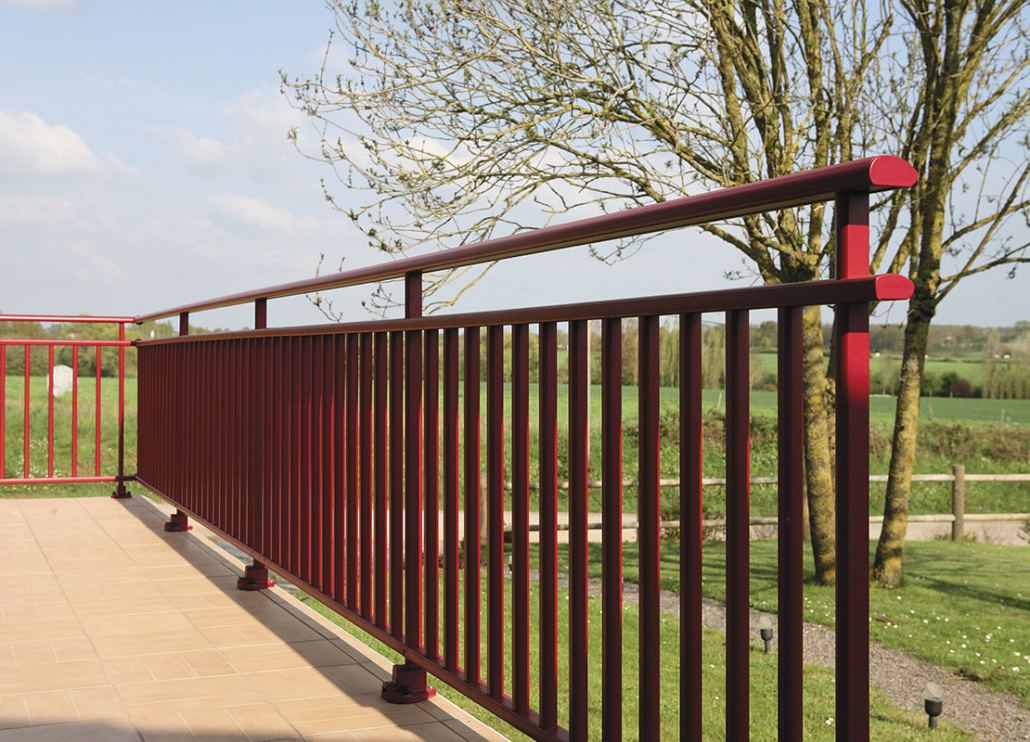 Garde corps à barreaudage - Arvor Clôtures